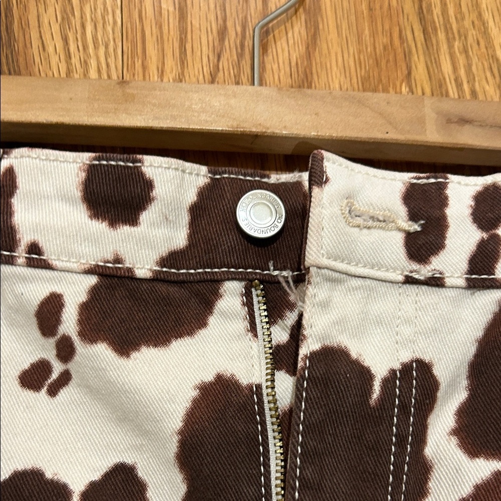 No Boundaries Brown and Cream Mini Skirt - Picture 2 of 9